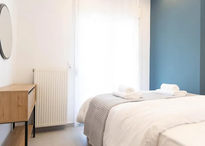 Skg Subway Apartments