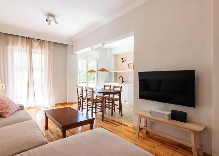 F & B Collection - Flat For 4
