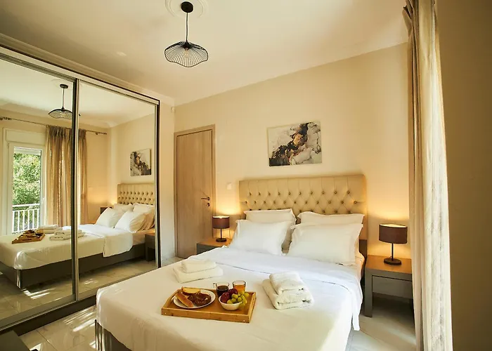 Marble Shine Apartment Near The City Center By Binobi!