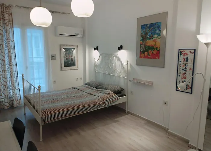 Cosy Flat Helexpo In Old City