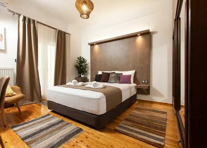 Downtown Luxury Boutique Suites - The Grand Suite