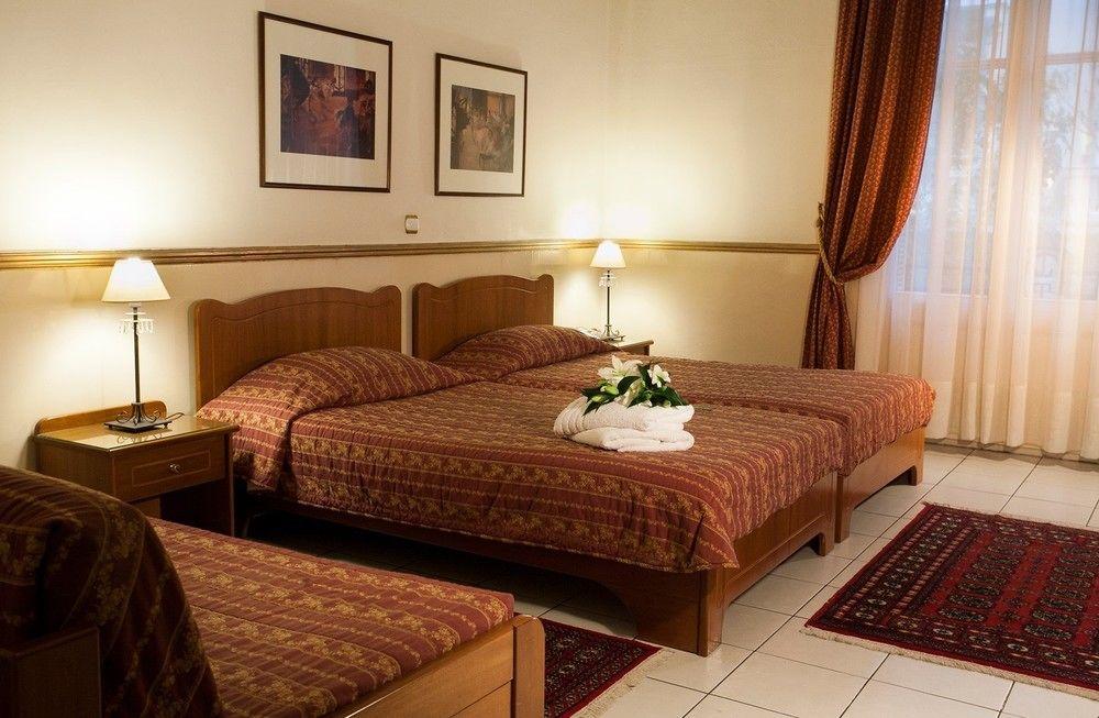 Tourist Hotel