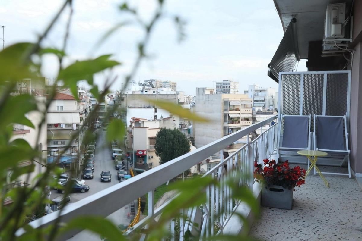 Apartment Leoforos 28is Oktovriou *
