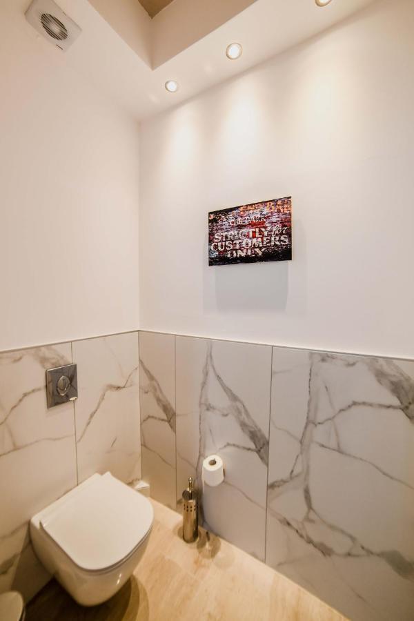 Riviera View Suites 1 Apartment