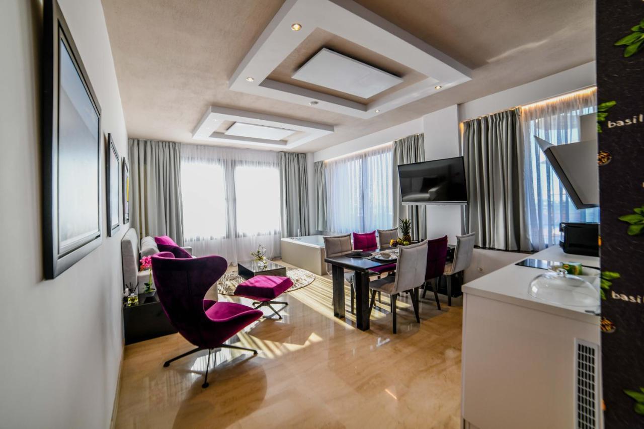 Apartment Riviera View Suites 1