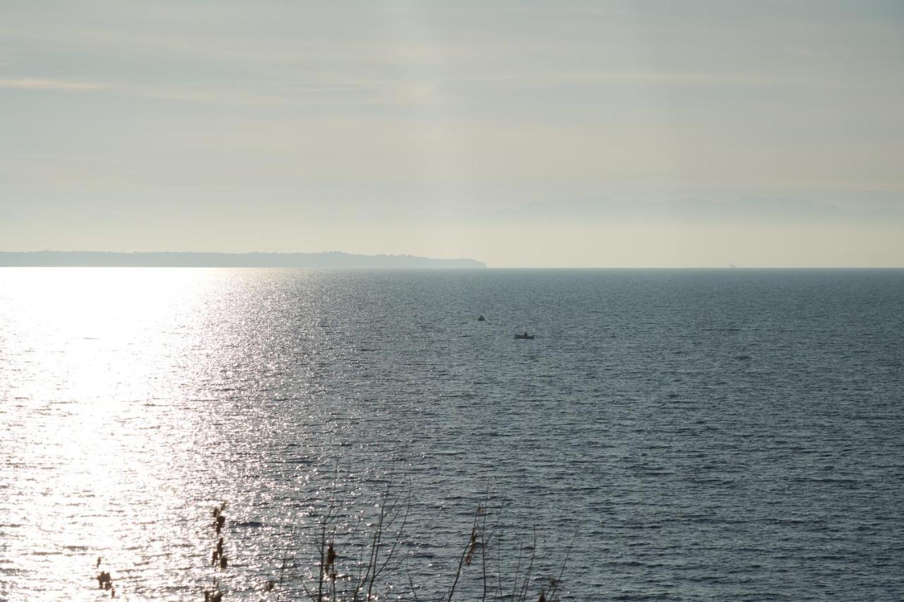 Seafront Luxury President Aegean Sunset Apartment