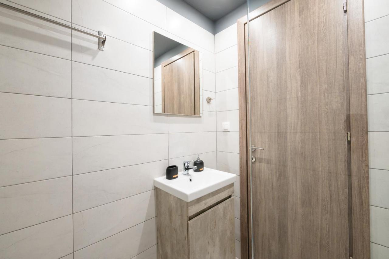 Dk Mini White Tower Apartment *