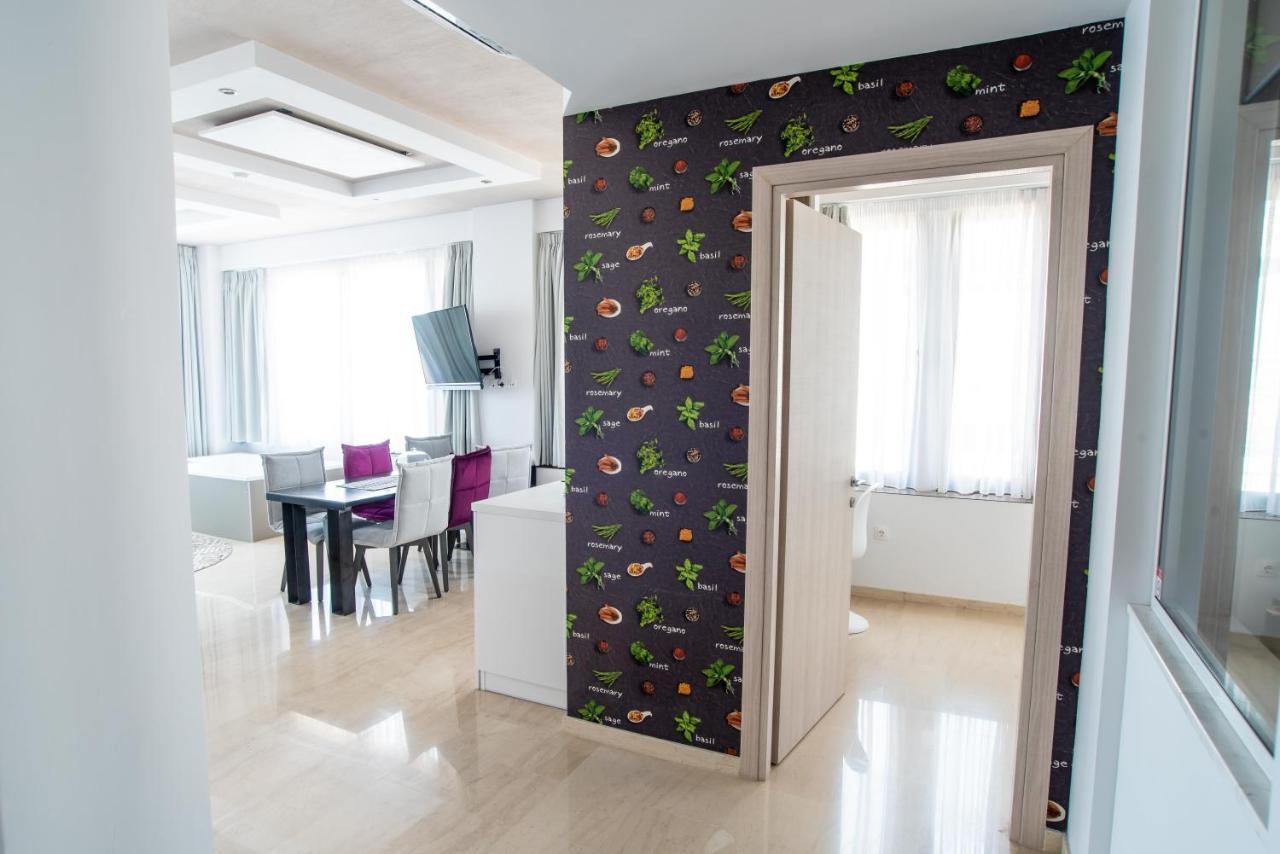 Riviera View Suites 1 Apartment *