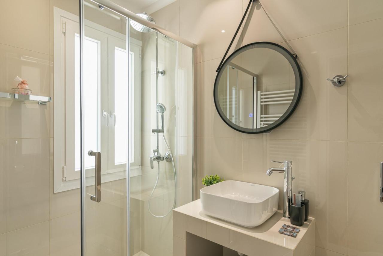 Apartment White Armonia *