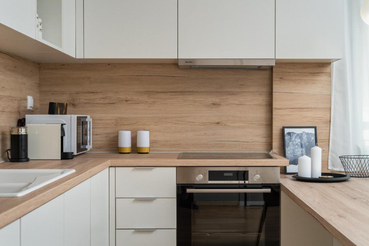 Apartment White Armonia