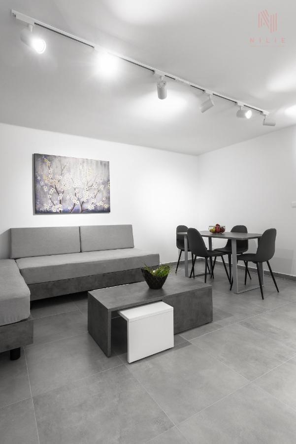 Consul, Nilie Hospitality Mgmt Thessaloniki
