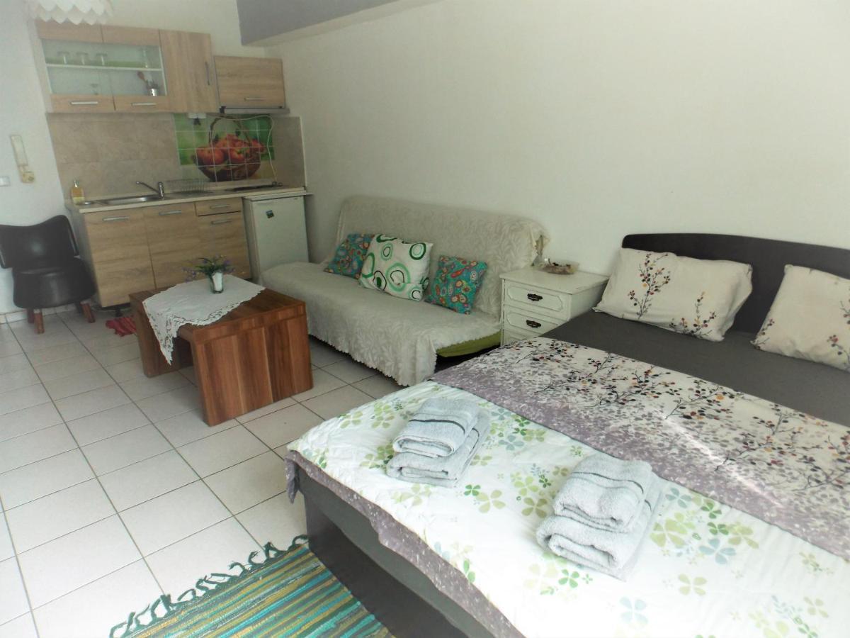 Apartment Ladadika