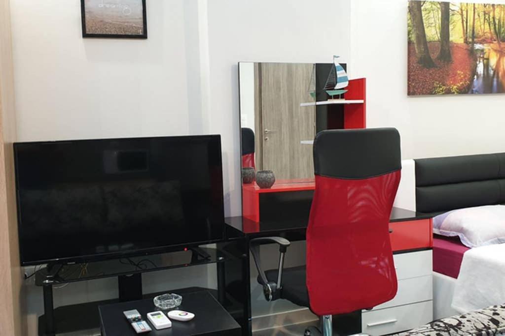Luxury In Downtown Tessalónica