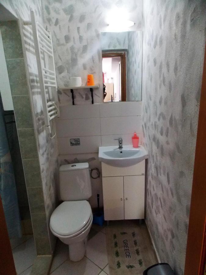Ladadika Apartment *