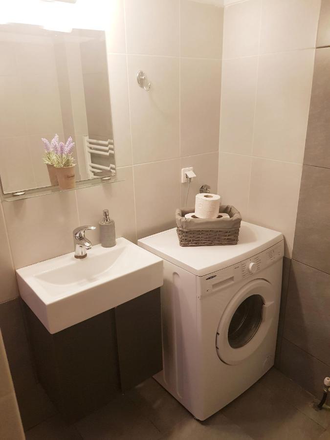 Magenta Ruby #free Parking#!! Apartment