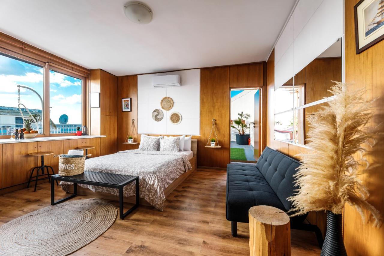 Center, Sea View, Big Private Tarrace Apartment *
