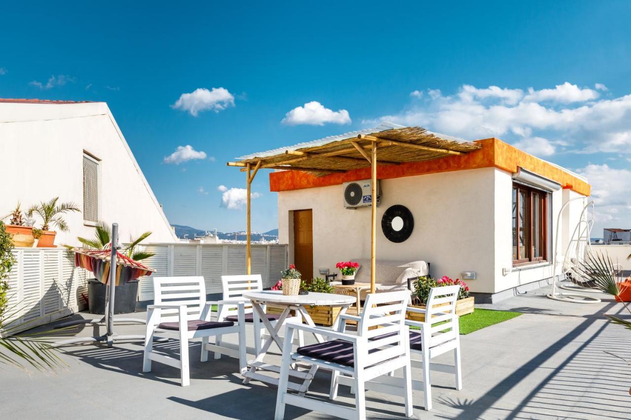 Apartment Center, Sea View, Big Private Tarrace *
