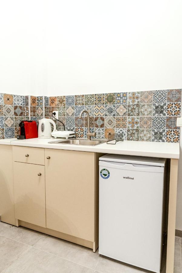 The 9 Project - Centre Daire