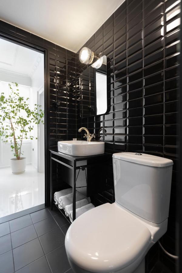 Apartamento Trilogy Black