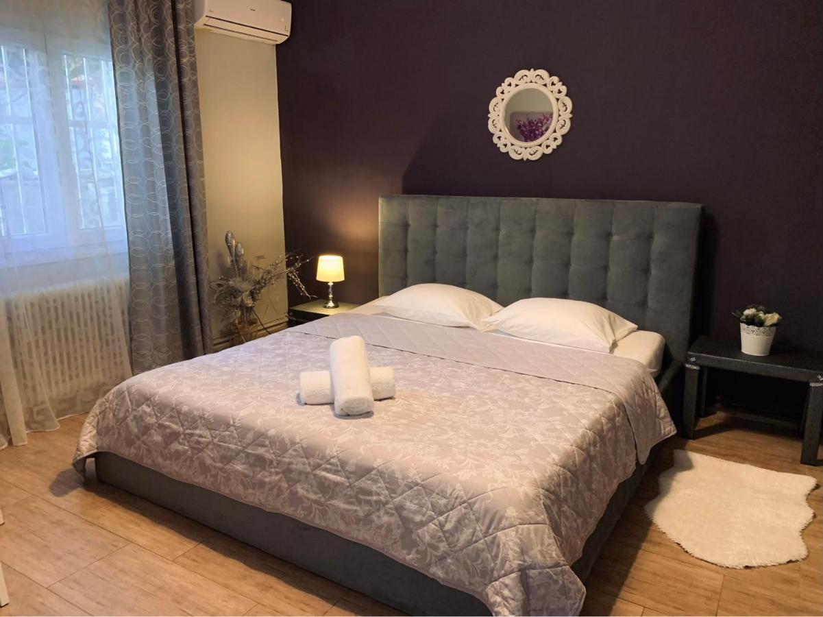 Oasis Luxury Detached House In With Hydromassage Thessaloniki