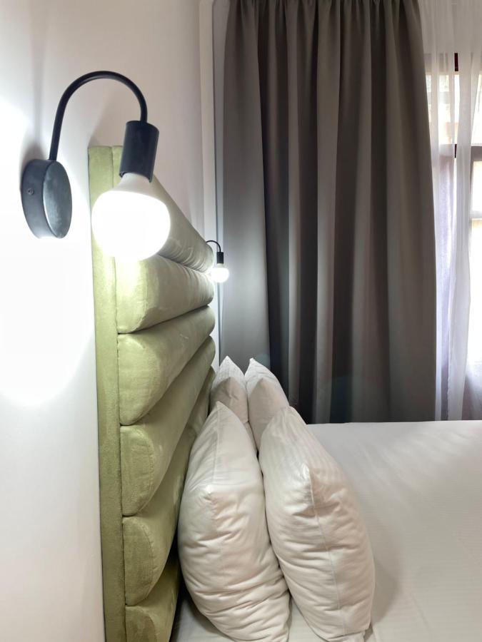 The Maroon Bottle Luxury Aparthotel Thessaloniki