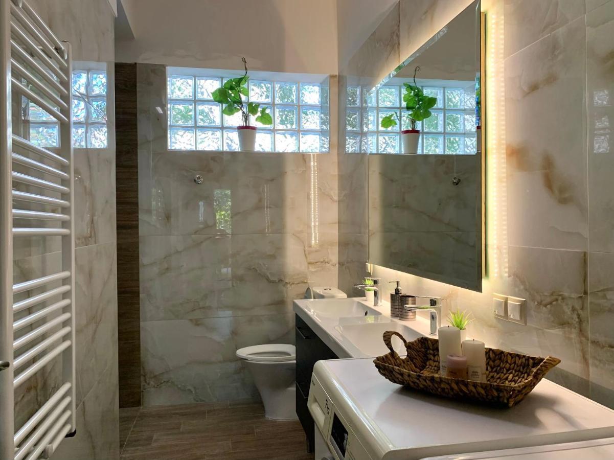 Apartment Oasis Luxury Detached House In With Hydromassage Thessaloniki