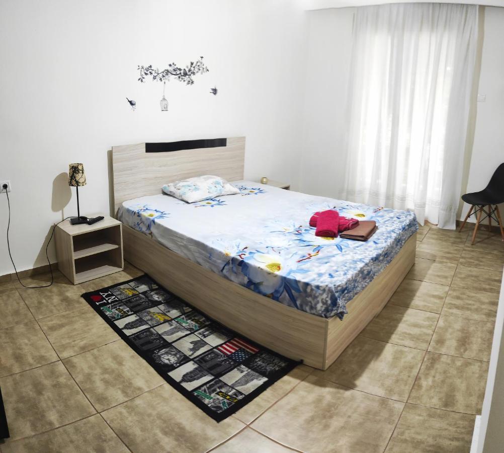Kosta's 2 Apartment