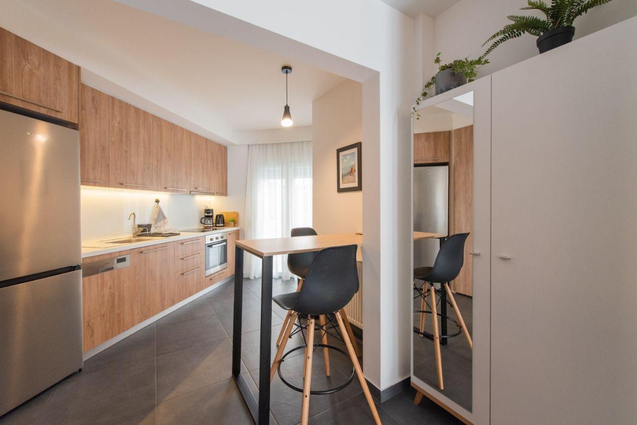 #sansevieria Apt By Halu! Apartment Thessaloniki