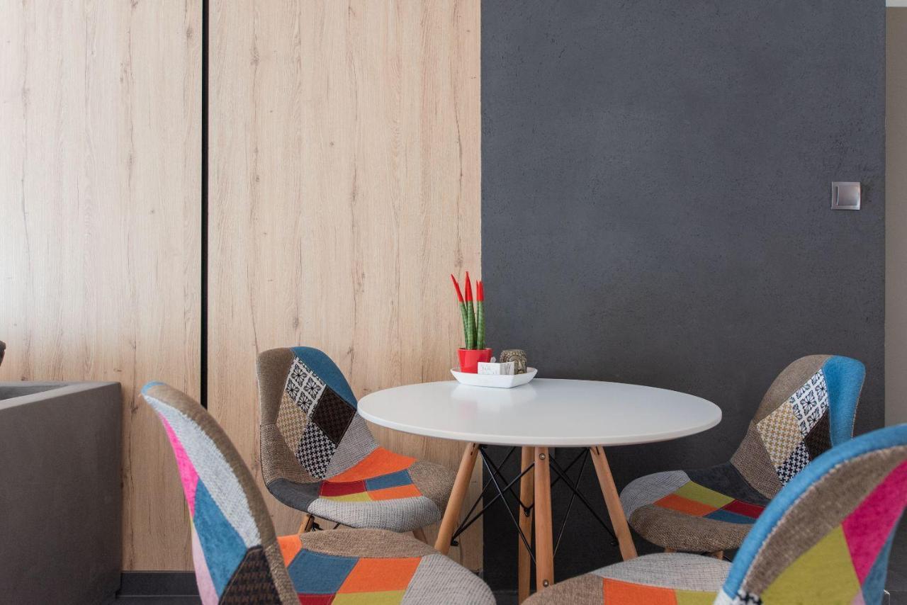 #sansevieria Apt By Halu! * Thessaloniki