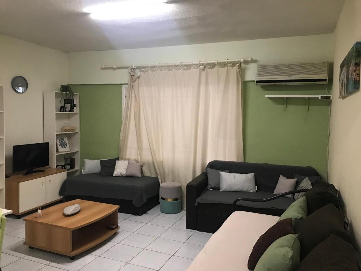 Istos Apartment *