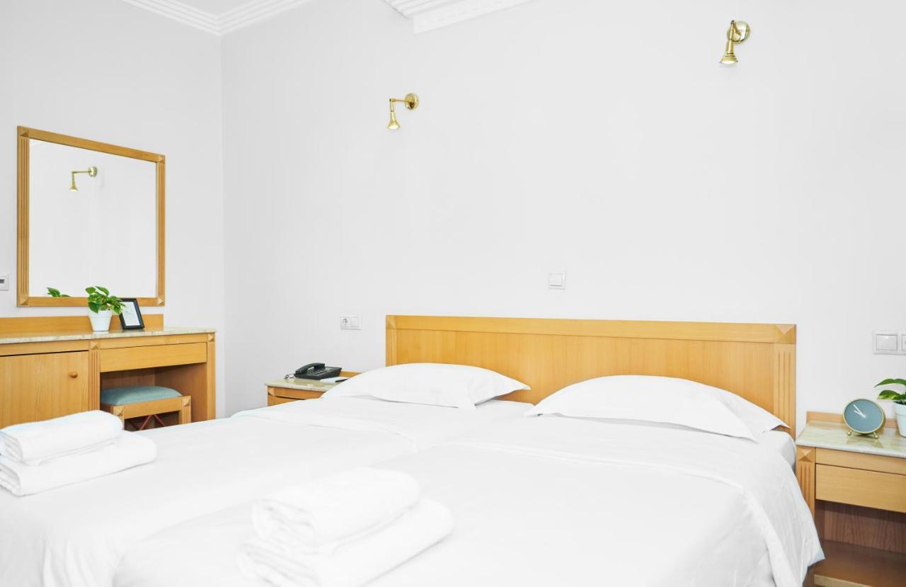 Hotel Telioni 3*