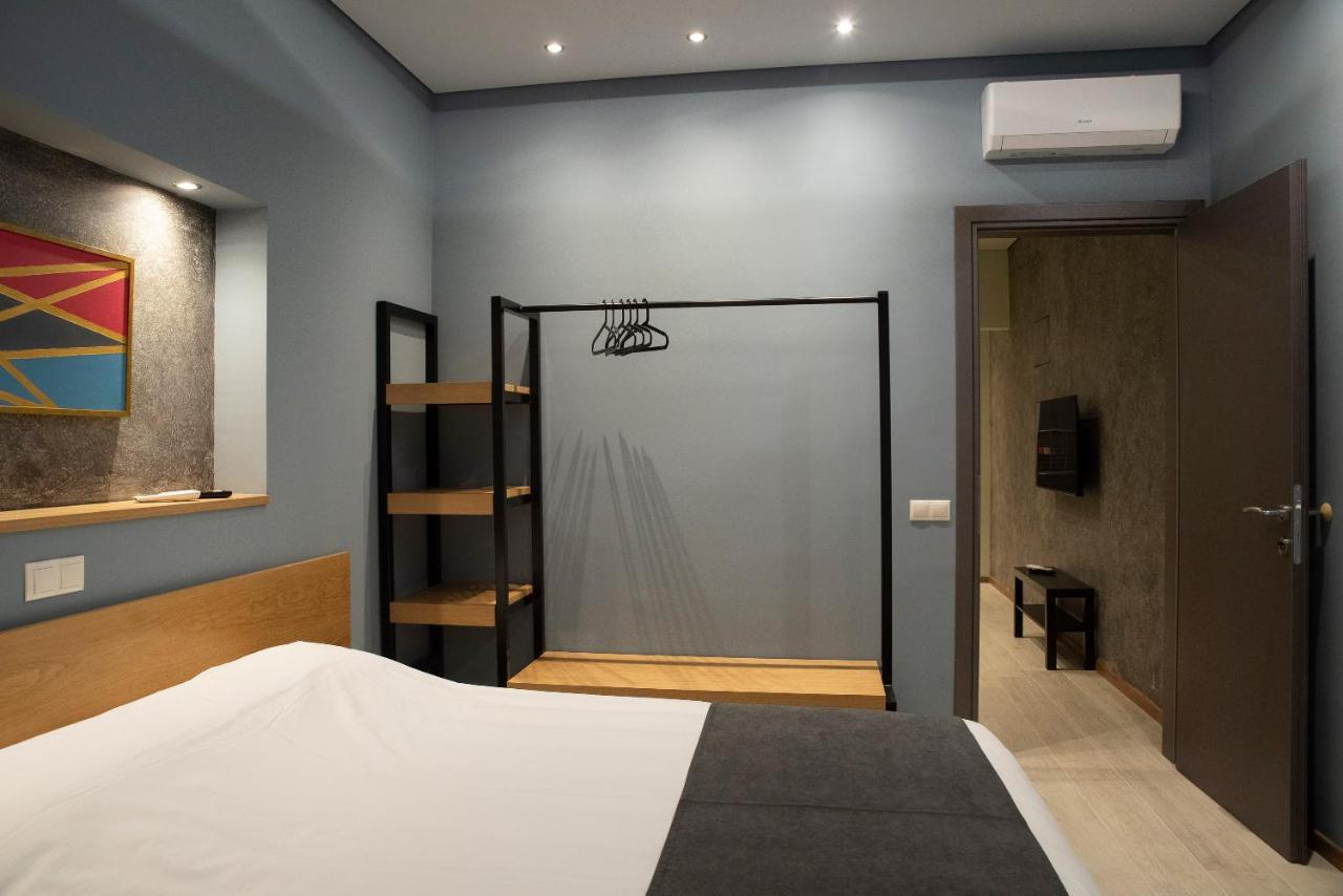 Twins Apartment *