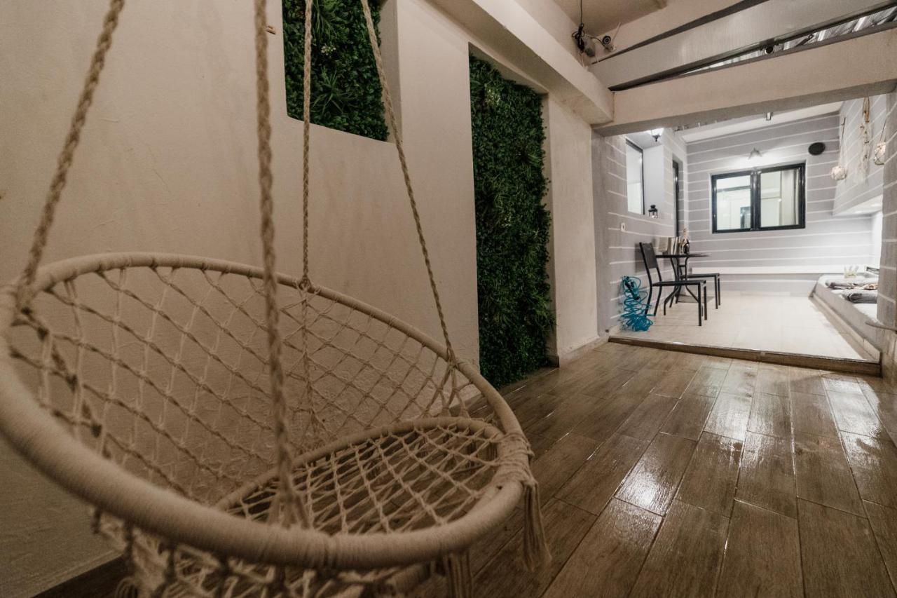 Cutest White-tower With A Private Patio Thessaloniki