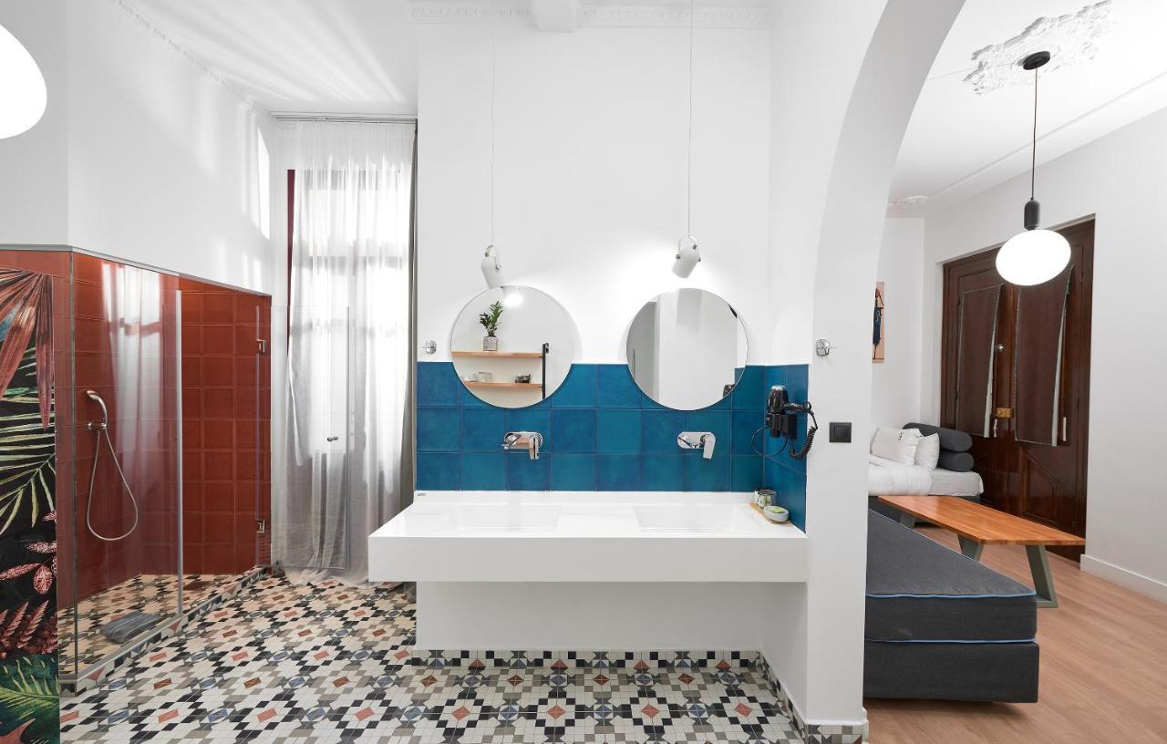 The Maroon Bottle Luxury Aparthotel 4*