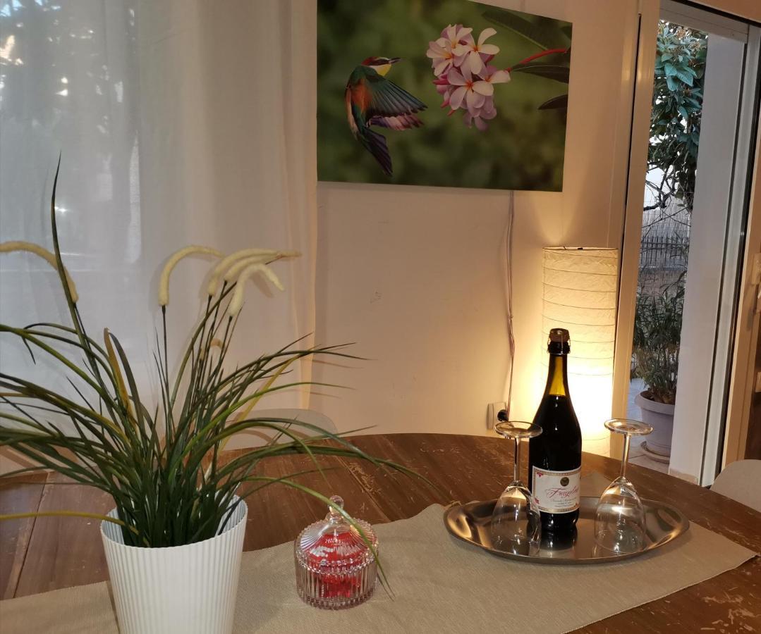 Apartment Oasis Luxury Detached House In With Hydromassage Thessaloniki