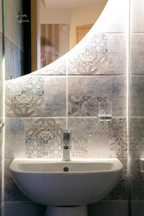 Designer Close To The Center + Free Parking Apartamento