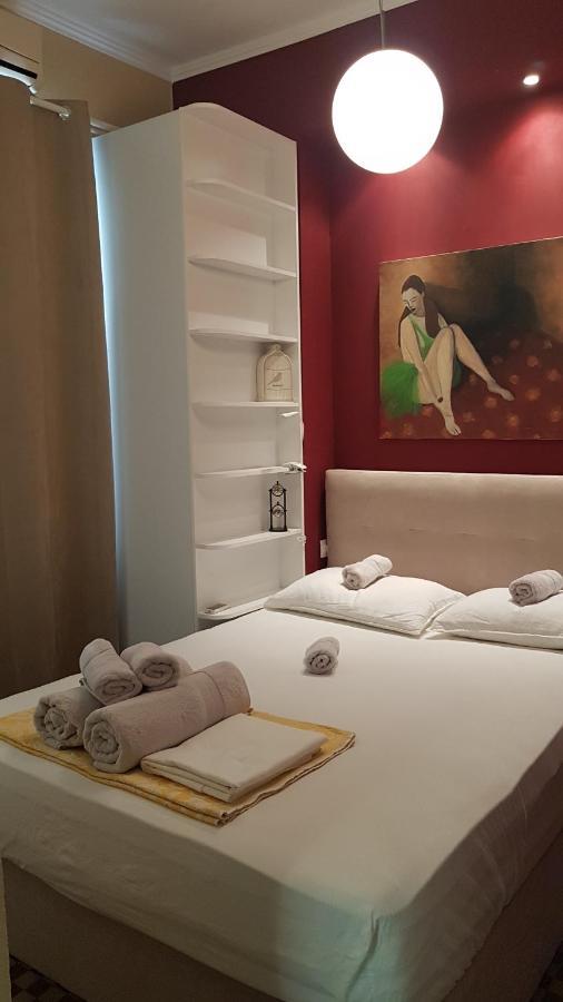 Konstantinos's Luxury Vintage Apartment