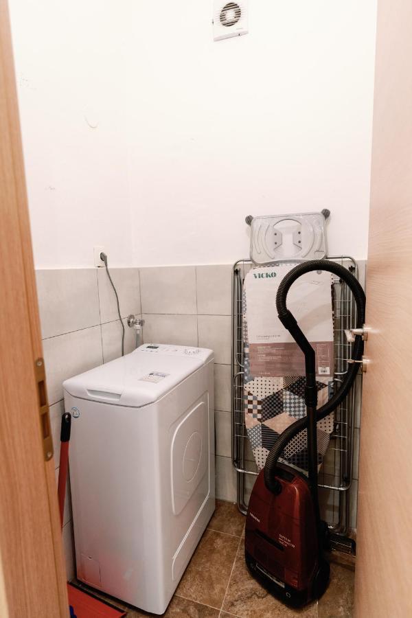 El.venizelos Quiet Lux Apt. Apartment *
