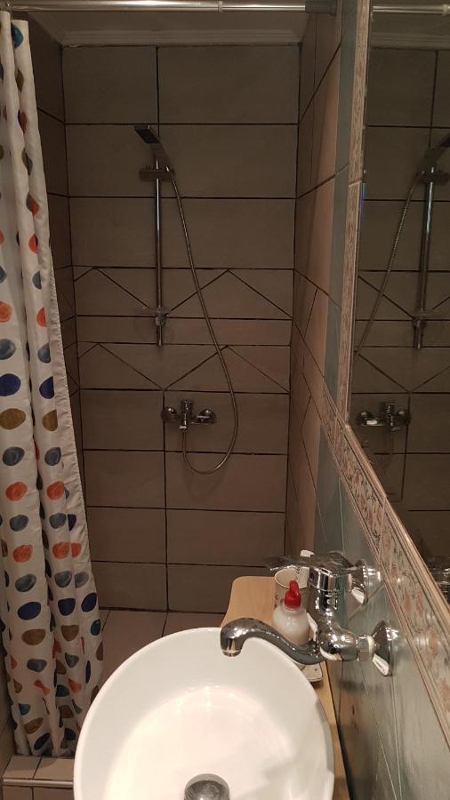 Konstantinos's Luxury Vintage Apartment Thessaloniki