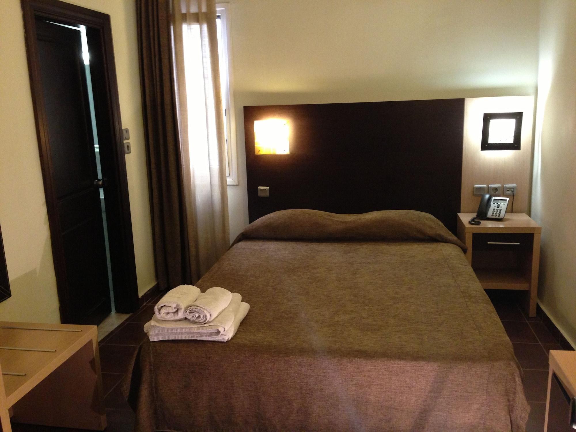 Anessis Hotel