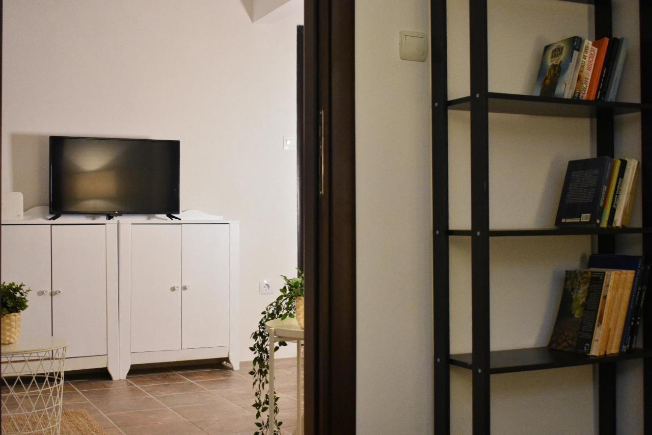 At The Core Of The Next To Gallerius Palace * Thessaloniki