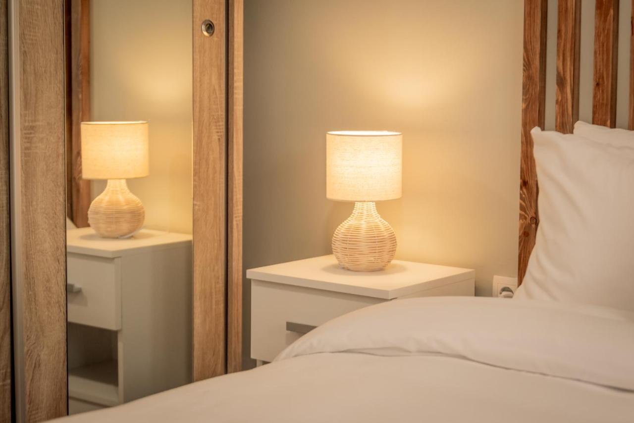Apartment Aphrodite's On Agia Sofia Midas *