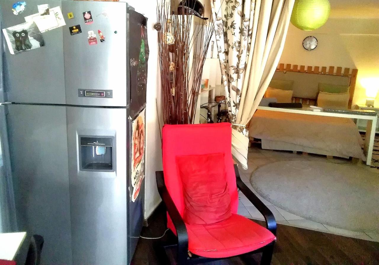 Apartment Lobby Comfort
