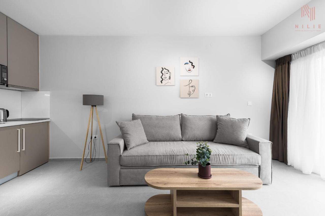 P30, Nilie Hospitality Mgmt Apartment *
