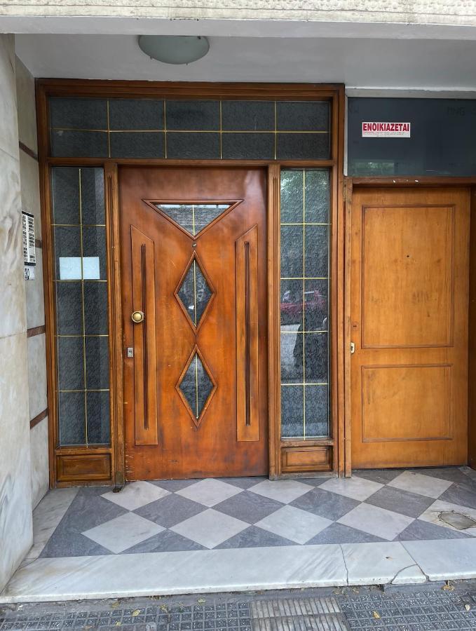 κεντρικό κλασικό διαμέρισμα 2 δωματίων