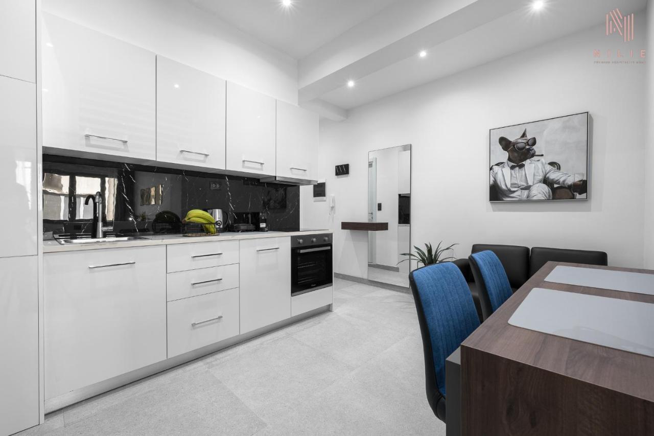 New Era, Nilie Hospitality Mgmt Apartment *