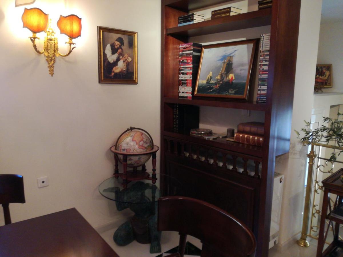 πολυτελής με θέα τον θερμαϊκό Villa Thessaloniki