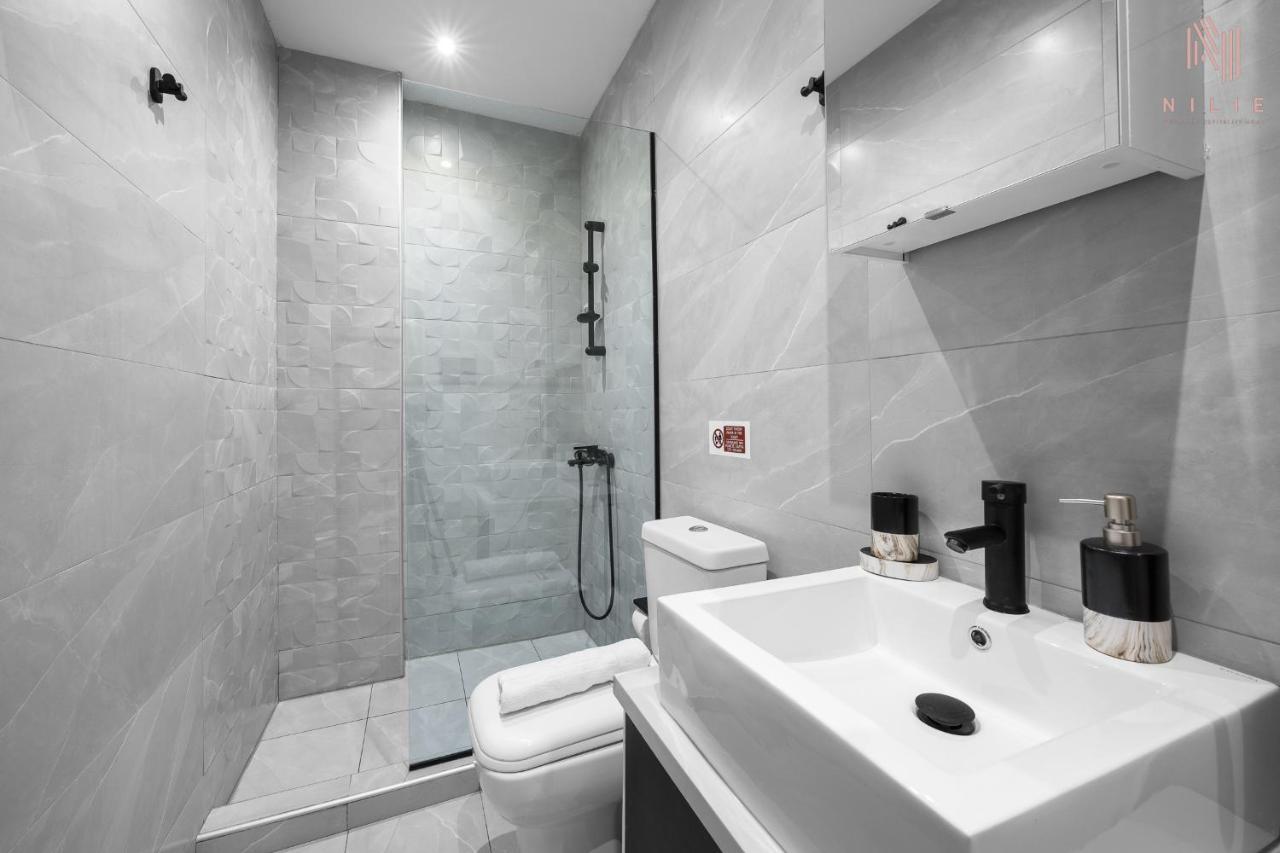 New Era, Nilie Hospitality Mgmt Apartment