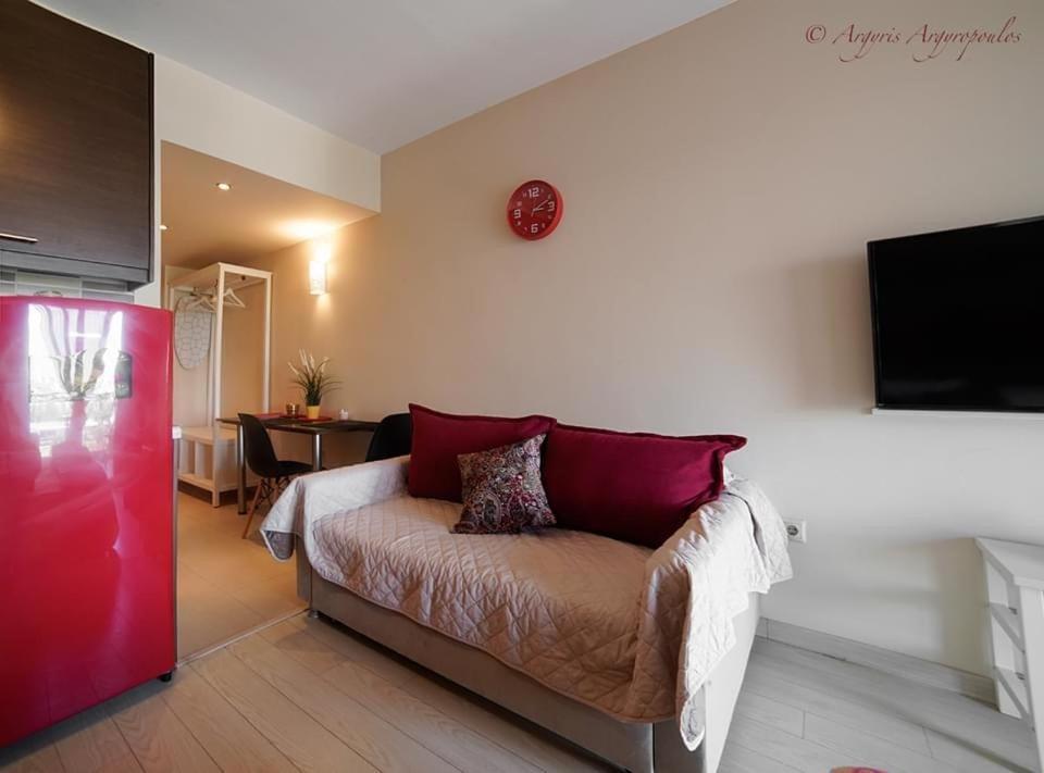Aslanis Luxury Suites -Theme Studio Anatoli Thessaloniki