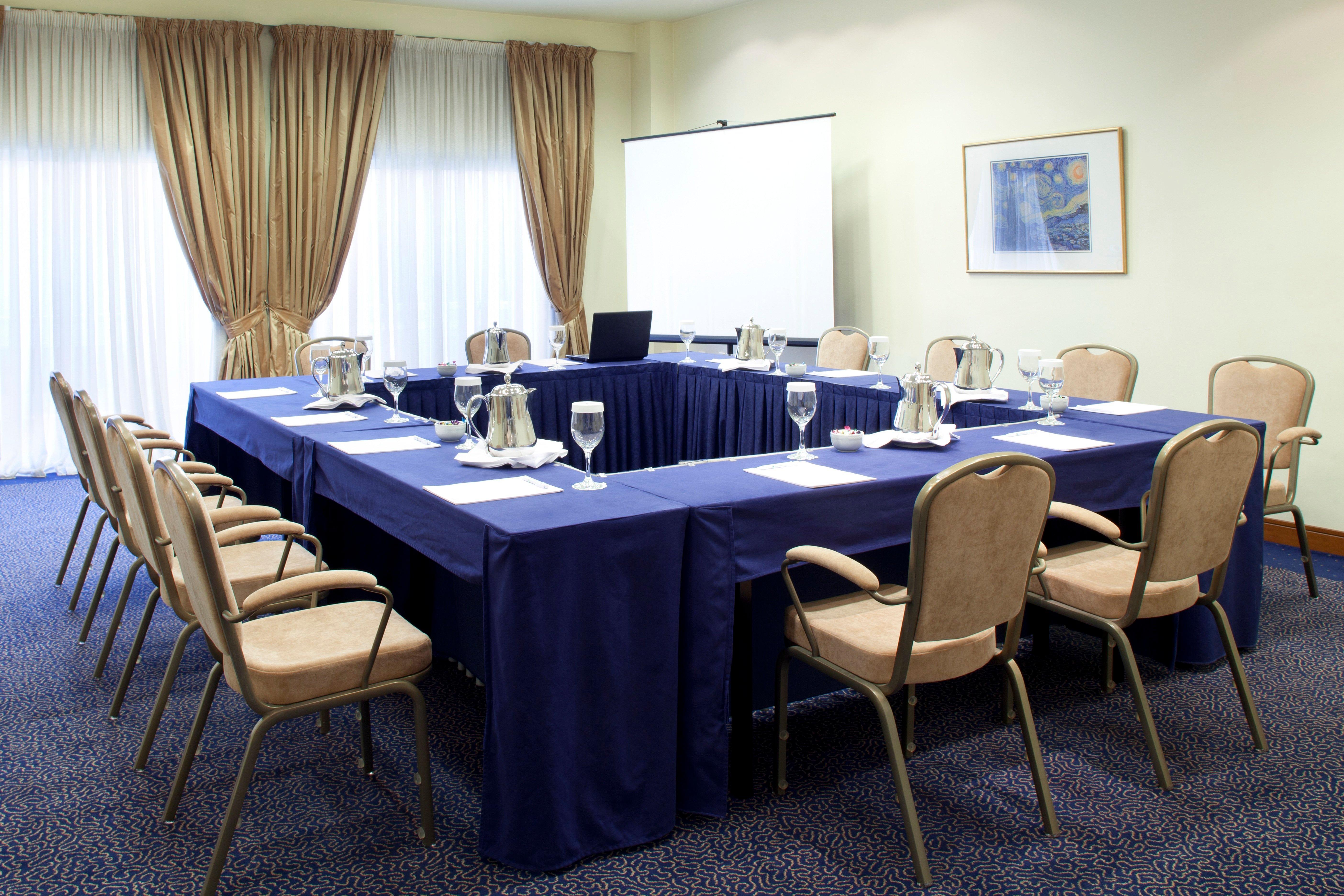 Hotel Holiday By Ihg